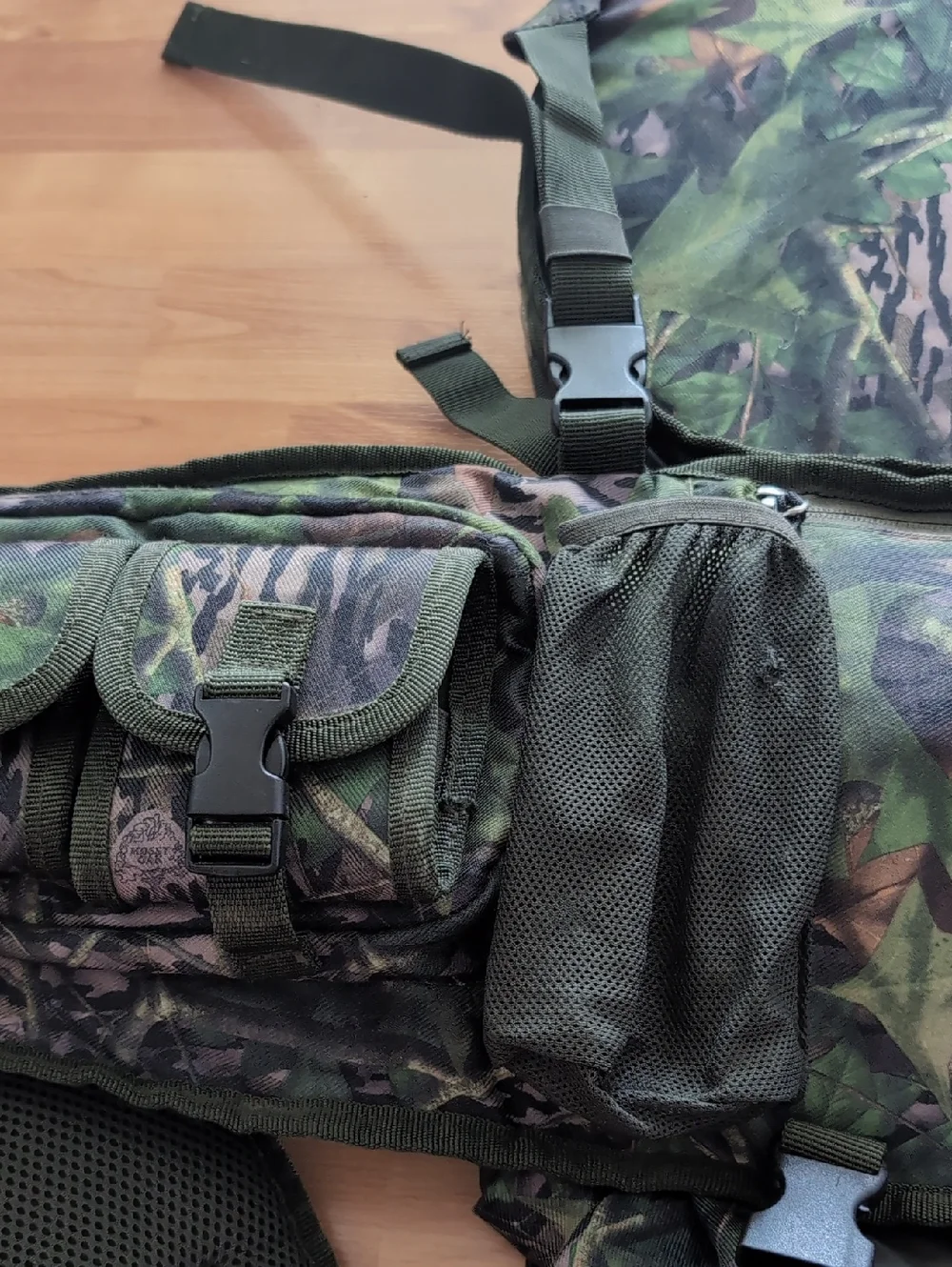 Nomad Pursuit Convertible Turkey Vest Camo Hunting Mossy Oak Padded